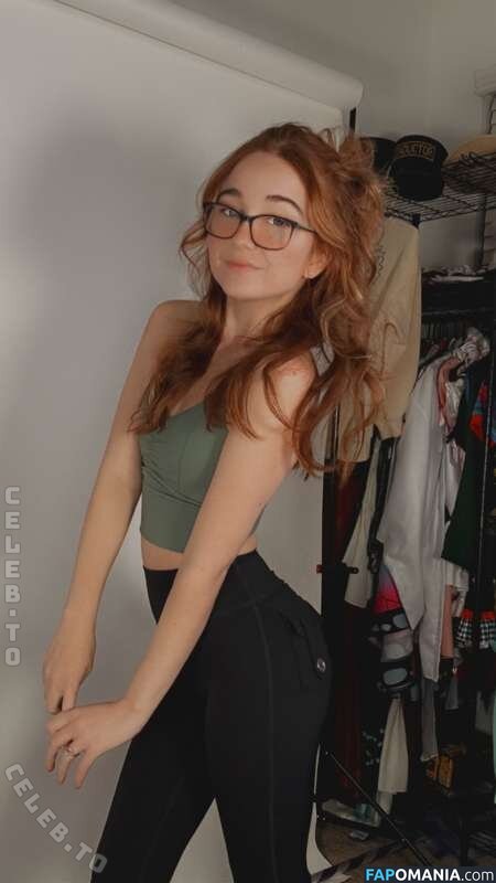 Lyssaurora / https: Обнажённый OnlyFans  Утёкшее фото #513