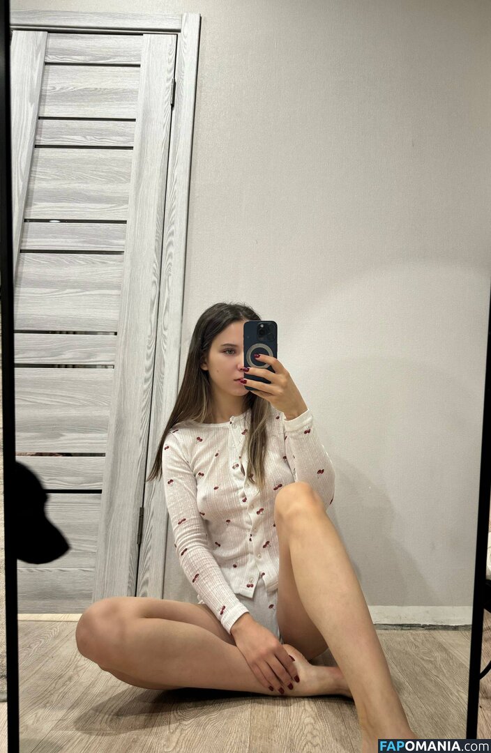 Momanddogs / m.cakedogs Обнажённый OnlyFans  Утёкшее фото #2