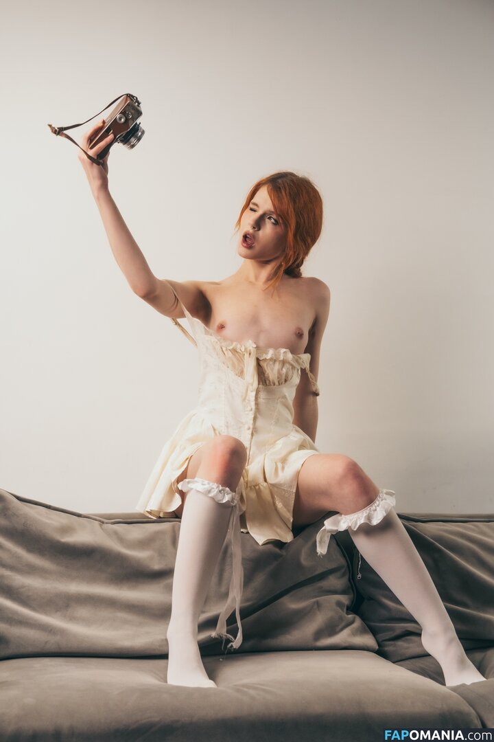 ellie_grau / m0llb / mamad0ll / mollb_cosplay Обнажённый OnlyFans  Утёкшее фото #23