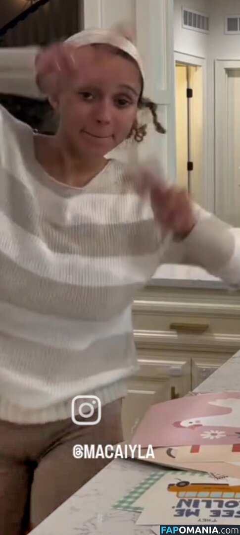 Macaiyla / sheismichaela Обнажённый OnlyFans  Утёкшее фото #119