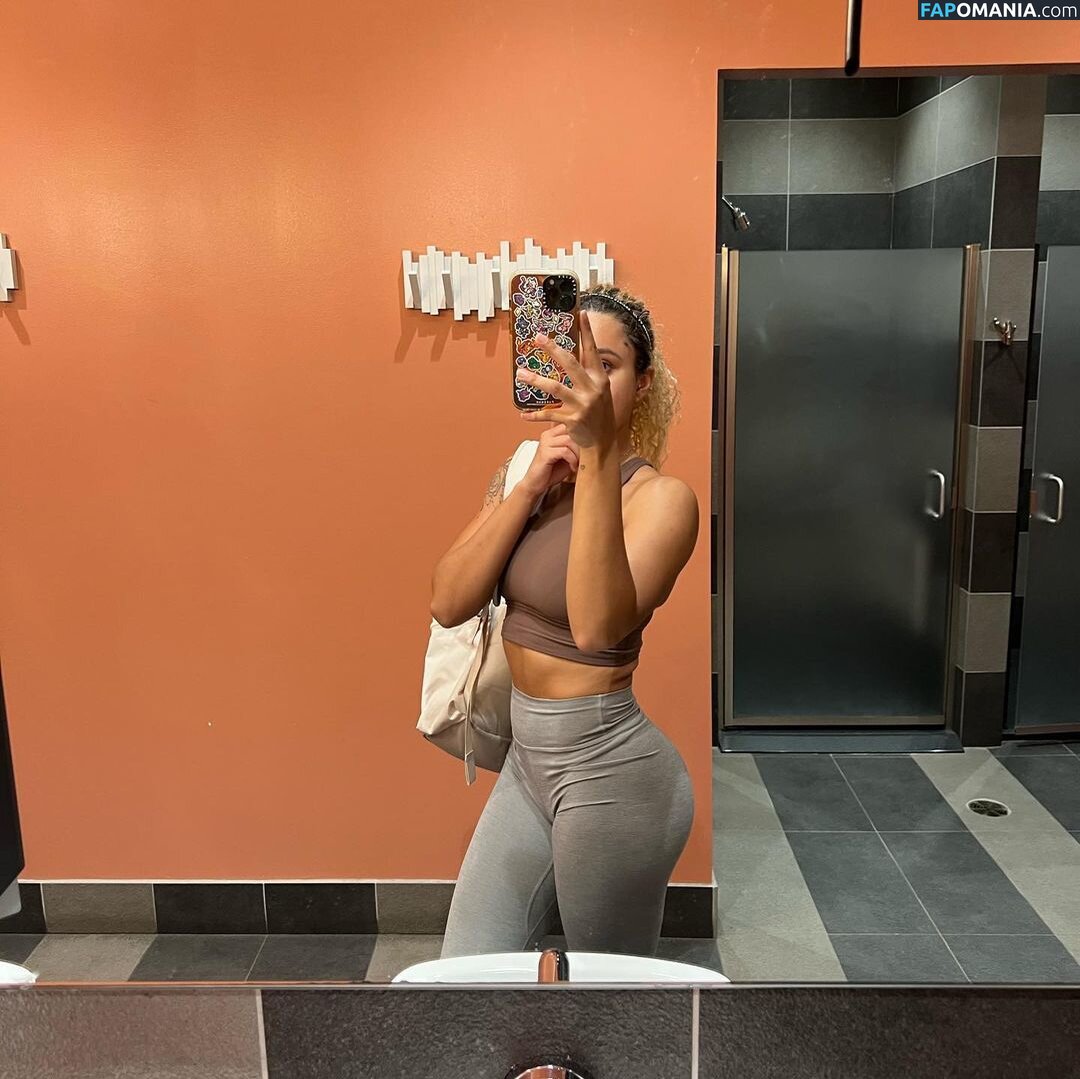 Macaiyla / sheismichaela Обнажённый OnlyFans  Утёкшее фото #121