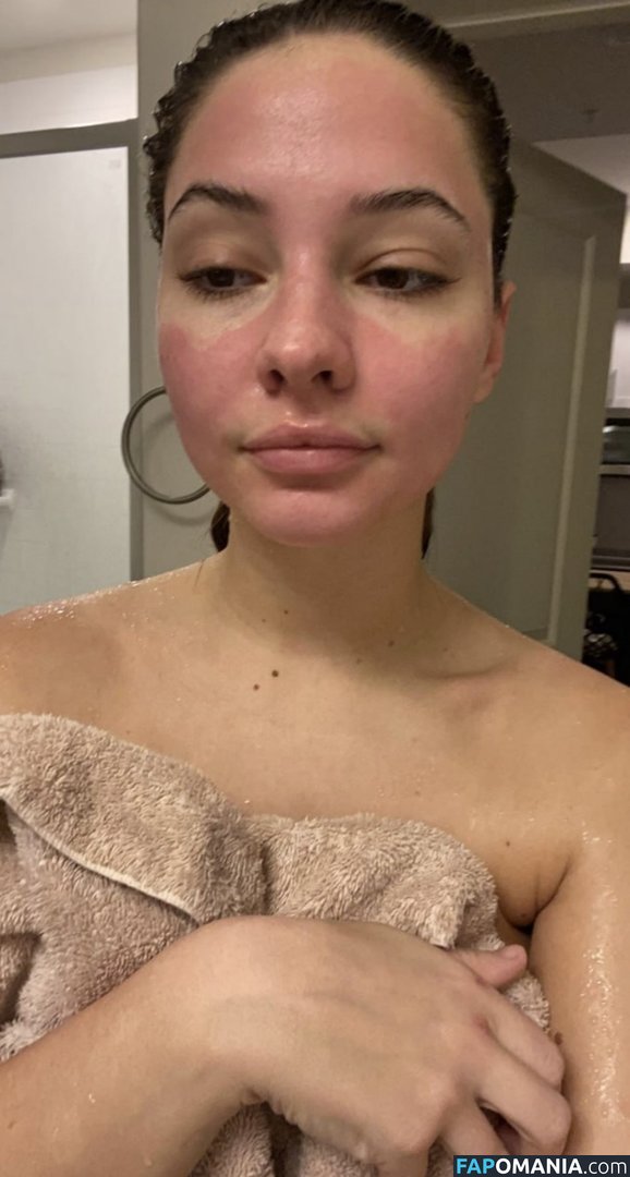 Madelyn Cline / madelyncline Обнажённый OnlyFans  Утёкшее фото #2