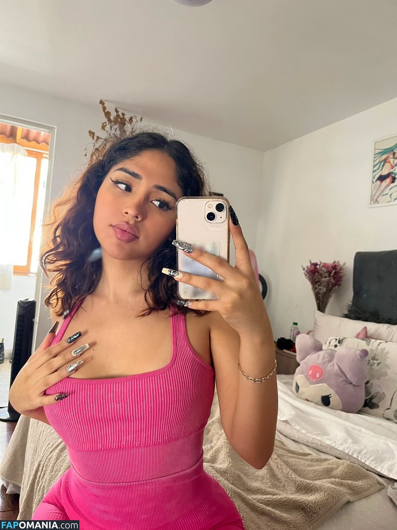 mademoiselle.gia / mademoisellegia / peruvianputa Обнажённый OnlyFans  Утёкшее фото #9