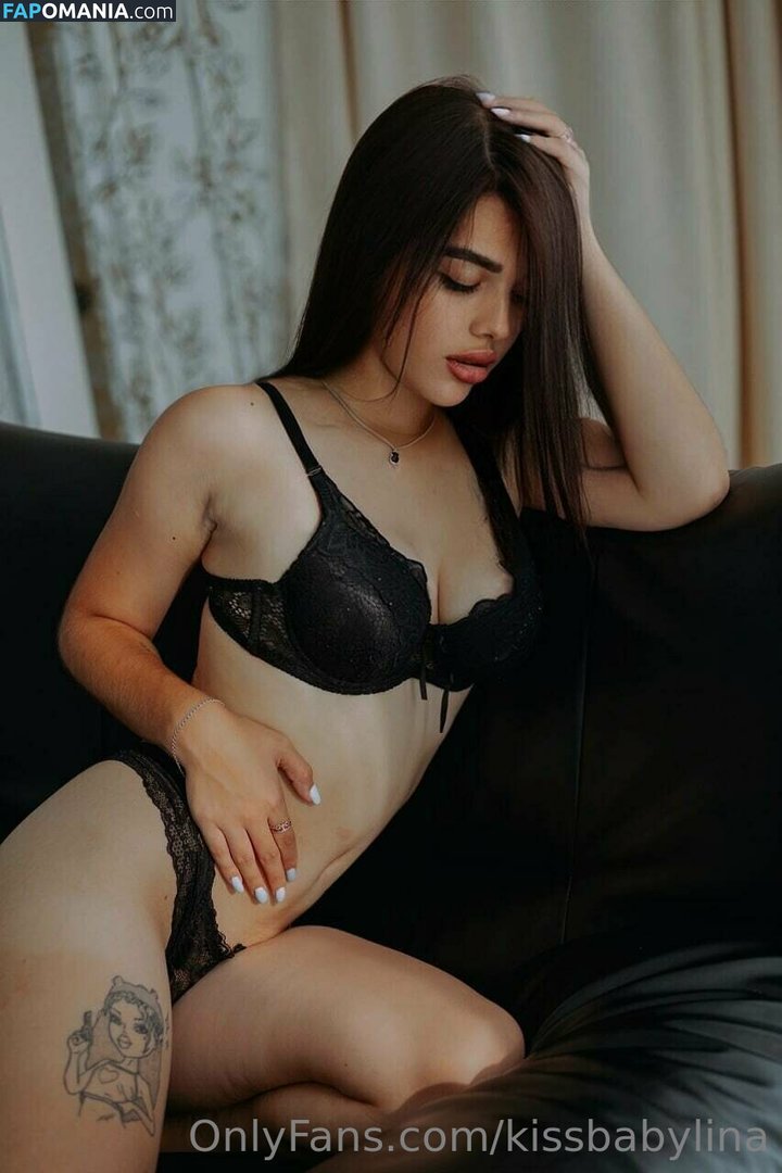 madina_muslim_x / u__m__x Обнажённый OnlyFans  Утёкшее фото #1
