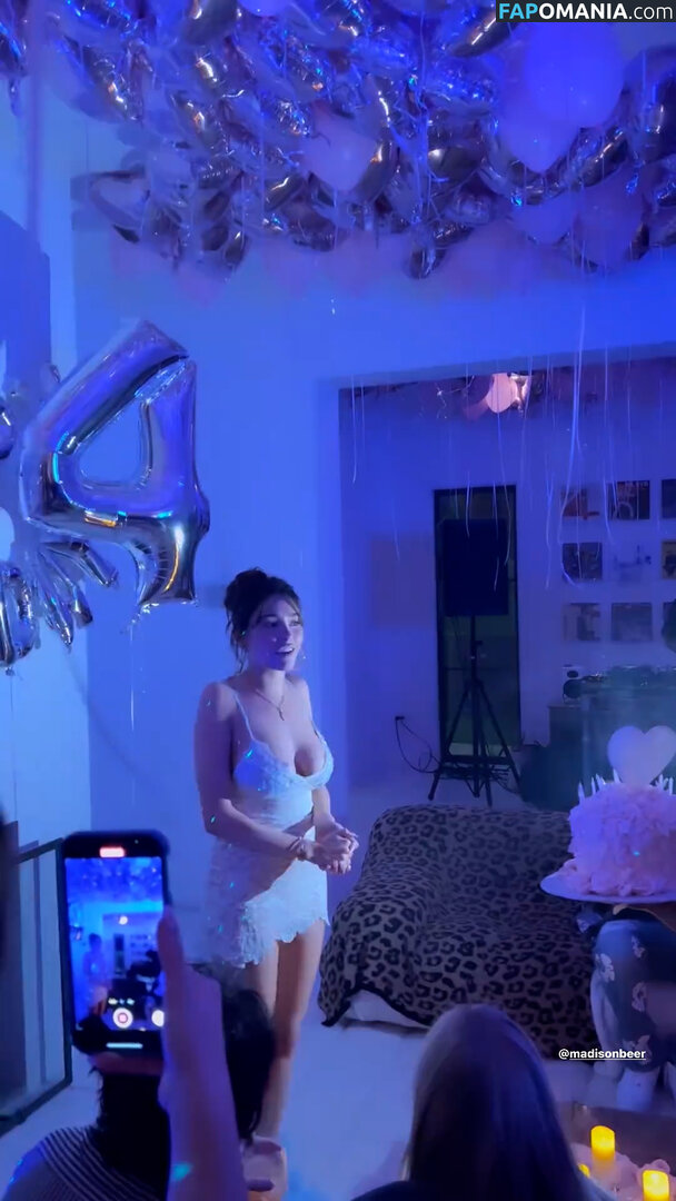 Madison Beer / madisonbeer Обнажённый OnlyFans  Утёкшее фото #90