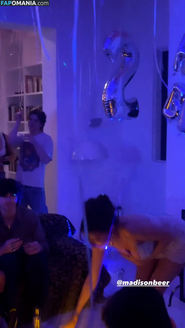 Madison Beer / madisonbeer Обнажённый OnlyFans  Утёкшее фото #93