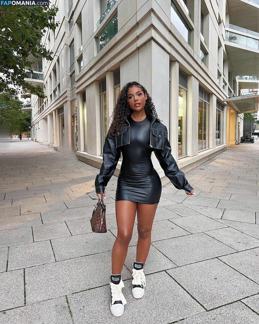 Malaika Terry / malaikaterry / malaikaterryy Обнажённый OnlyFans  Утёкшее фото #101