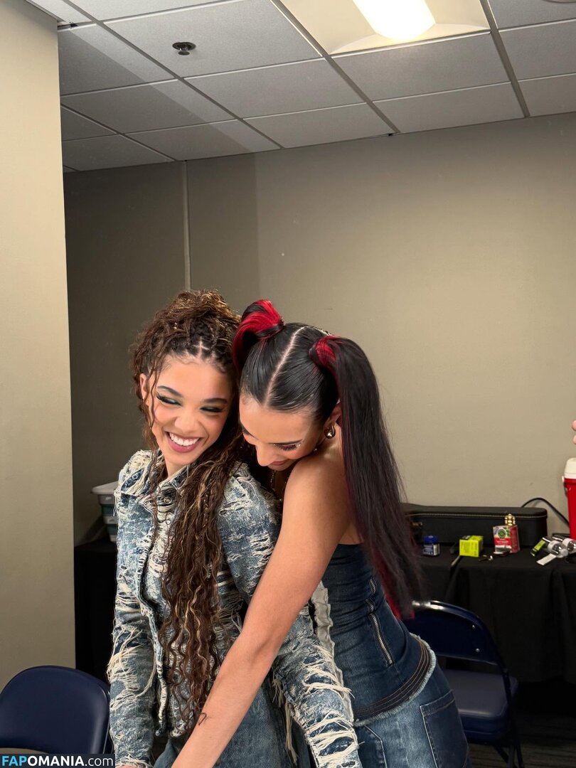 Malia Baker / maliabakermsb Обнажённый OnlyFans  Утёкшее фото #1