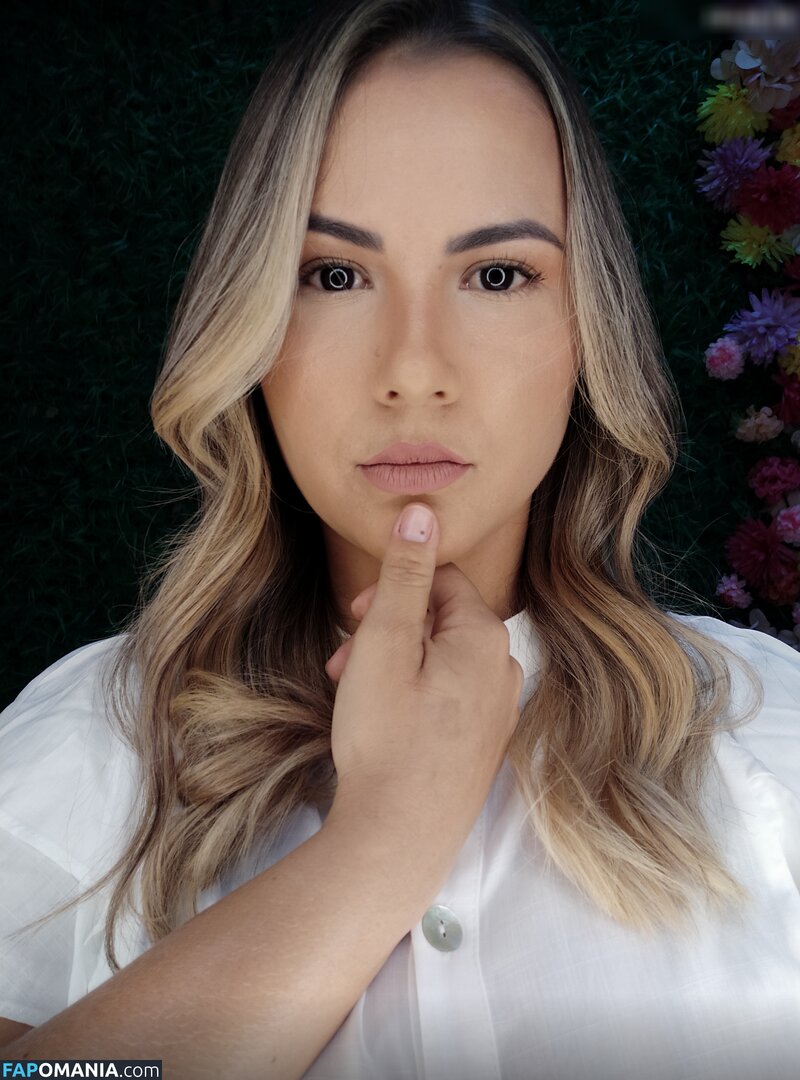 malu.oficial05 / maluoficial05 / u120990821 Обнажённый OnlyFans  Утёкшее фото #1