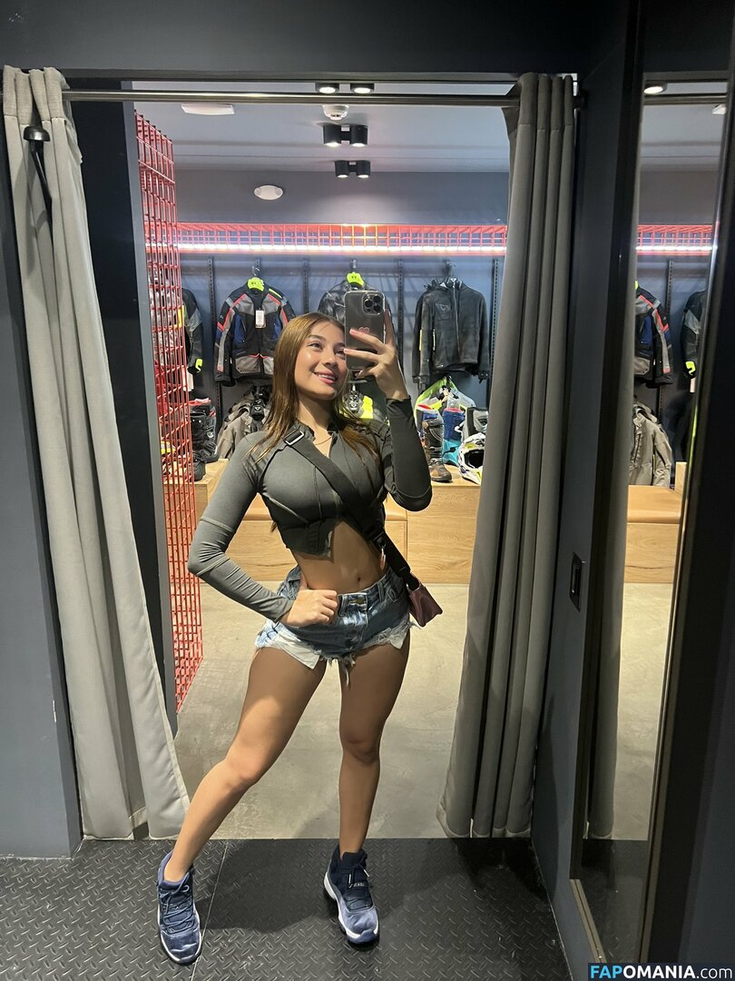 Manuela Quintero / Manuelaqmm / https: / manuelaqm__ Обнажённый OnlyFans  Утёкшее фото #51