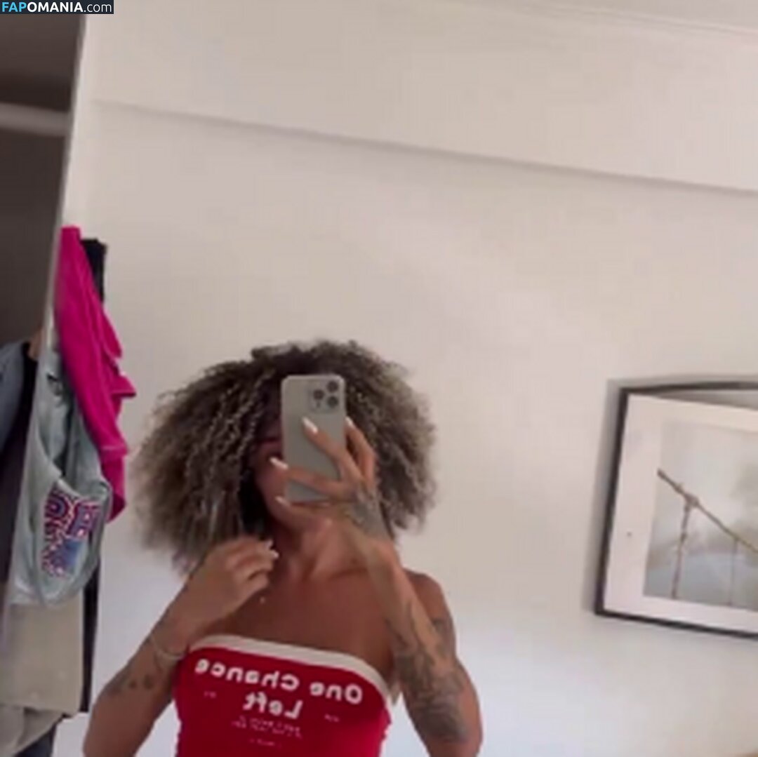 Marcelle Brito / dollsexy_21 / marcelle_brito Обнажённый OnlyFans  Утёкшее фото #32