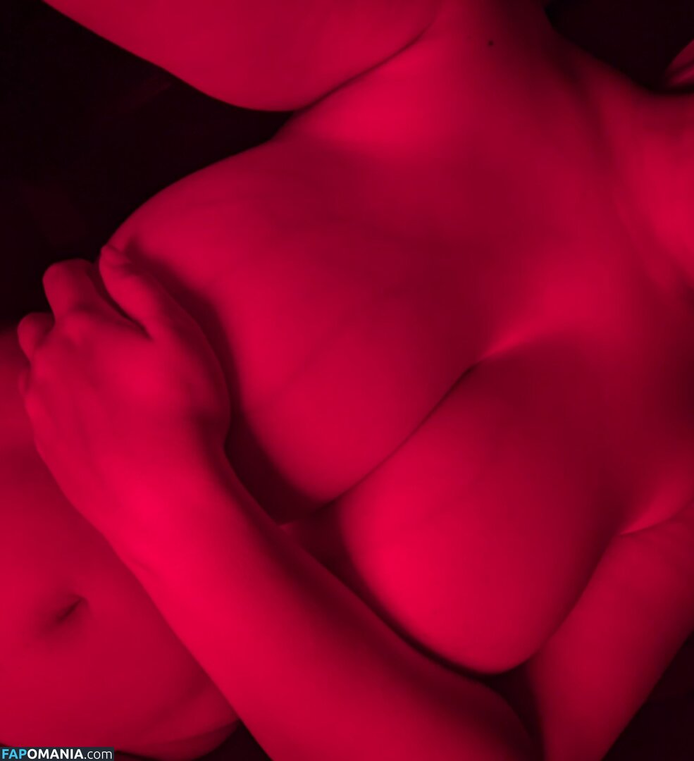 charley-moo / marciebeau.2024 / marciemoomoo / marciemoomooo Обнажённый OnlyFans  Утёкшее фото #25