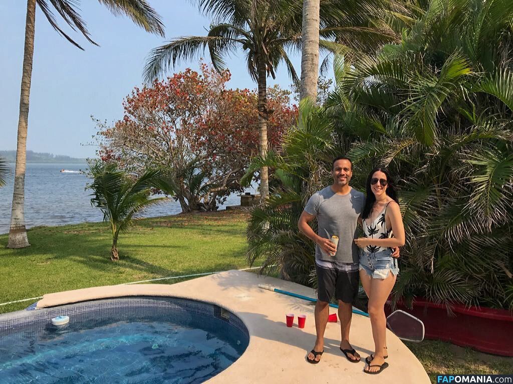 Maria Andrea / andreamezac / https: Обнажённый OnlyFans  Утёкшее фото #2