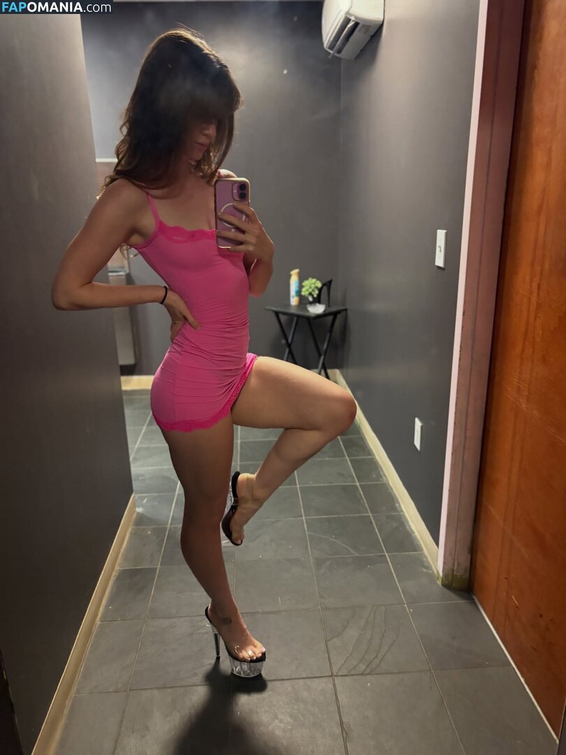 MarieLove220 / marie._.love22 / marieee_loveee Обнажённый OnlyFans  Утёкшее фото #1