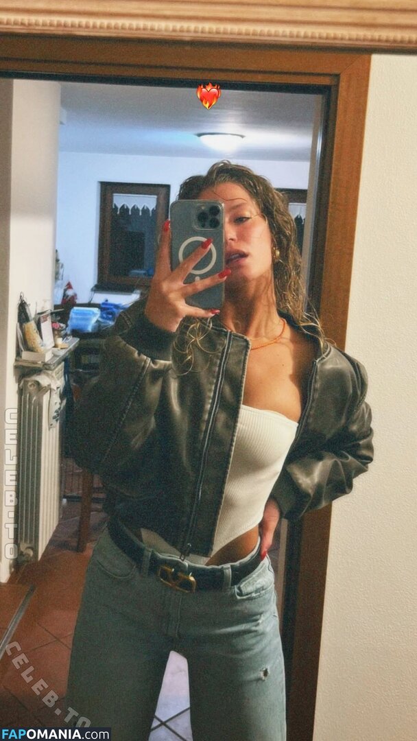 martiitagliabue Обнажённый OnlyFans  Утёкшее фото #10