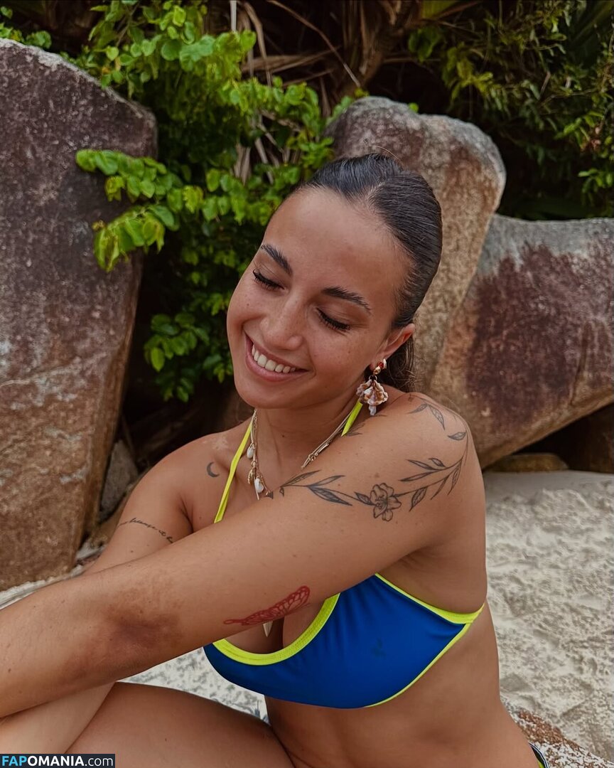 Martina Catini / MartinaCatini2 / Martu Catini / https: / marttucatini Обнажённый OnlyFans  Утёкшее фото #3