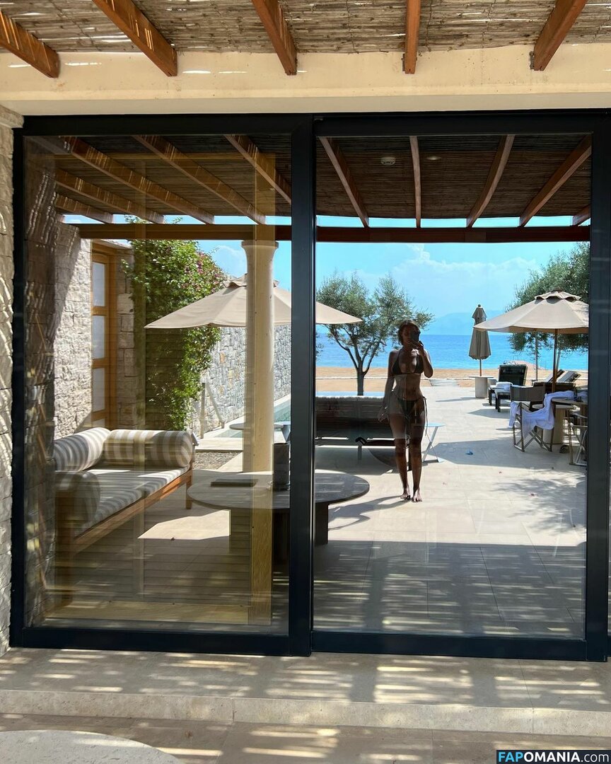 Maya Jama / mayajama Обнажённый OnlyFans  Утёкшее фото #143