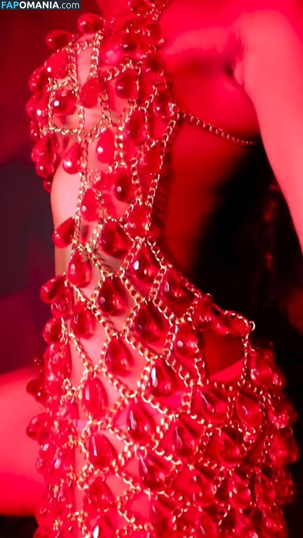 MC Rebecca / rebecca Обнажённый OnlyFans  Утёкшее фото #10