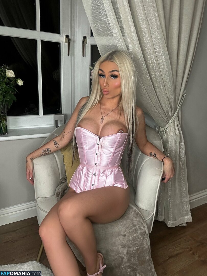 Megan Smith / lilmegs_x / megansmithhhhxx Обнажённый OnlyFans  Утёкшее фото #8