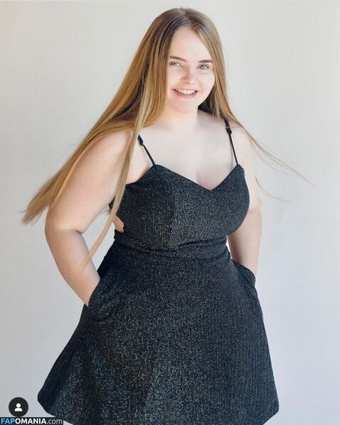 Megan Stacy / itsmeganstacy / mylife_asmegan Обнажённый OnlyFans  Утёкшее фото #2