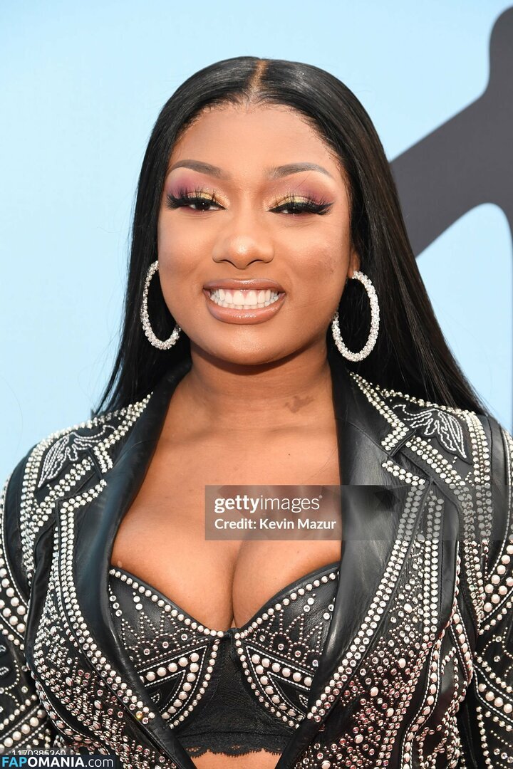 Megan Thee Stallion / megan_renee316 / theestallion Обнажённый OnlyFans  Утёкшее фото #39