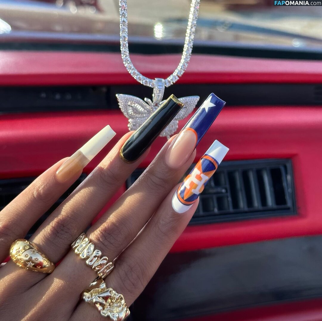 Megan Thee Stallion / megsss_91 / theestallion Обнажённый OnlyFans  Утёкшее фото #47