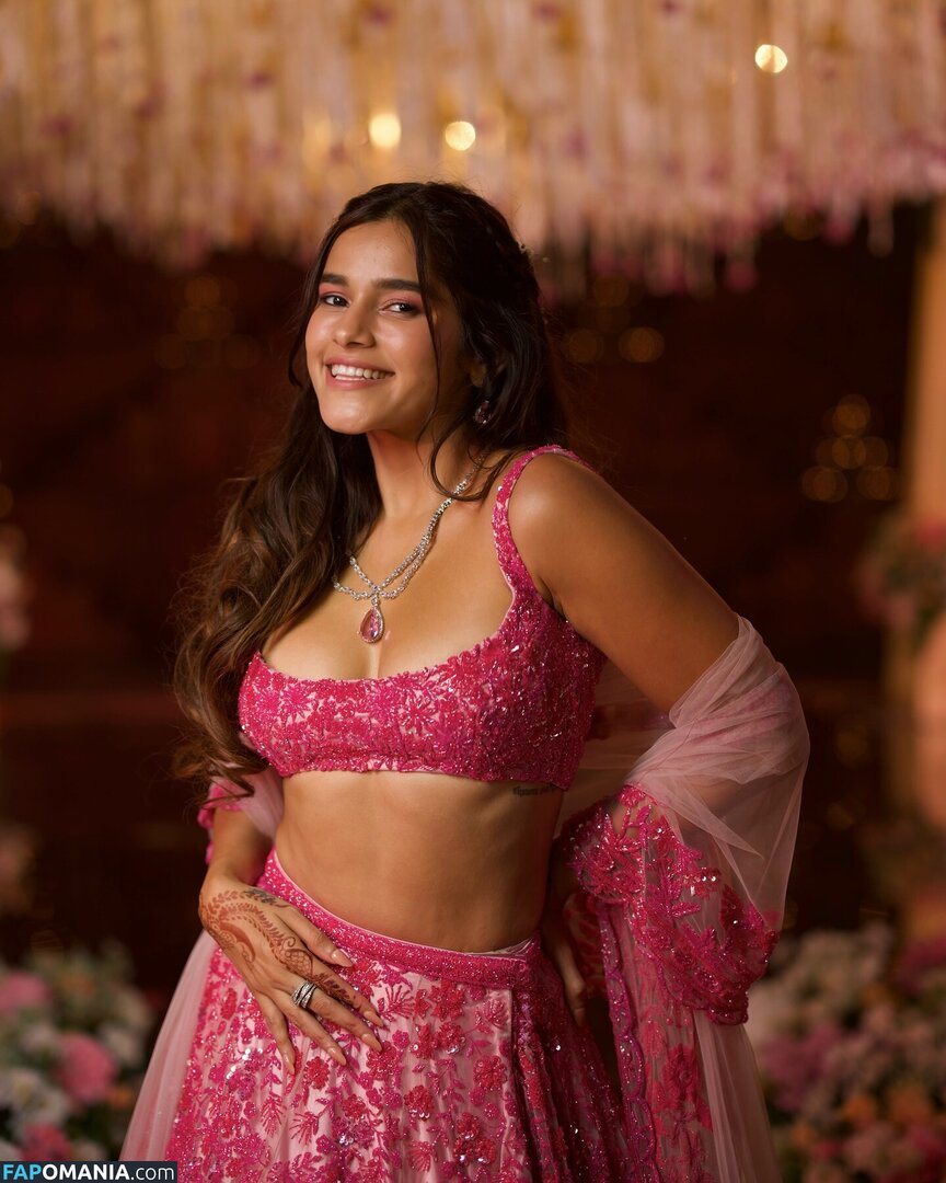 Meghna Kaur / shetroublemaker Обнажённый OnlyFans  Утёкшее фото #10