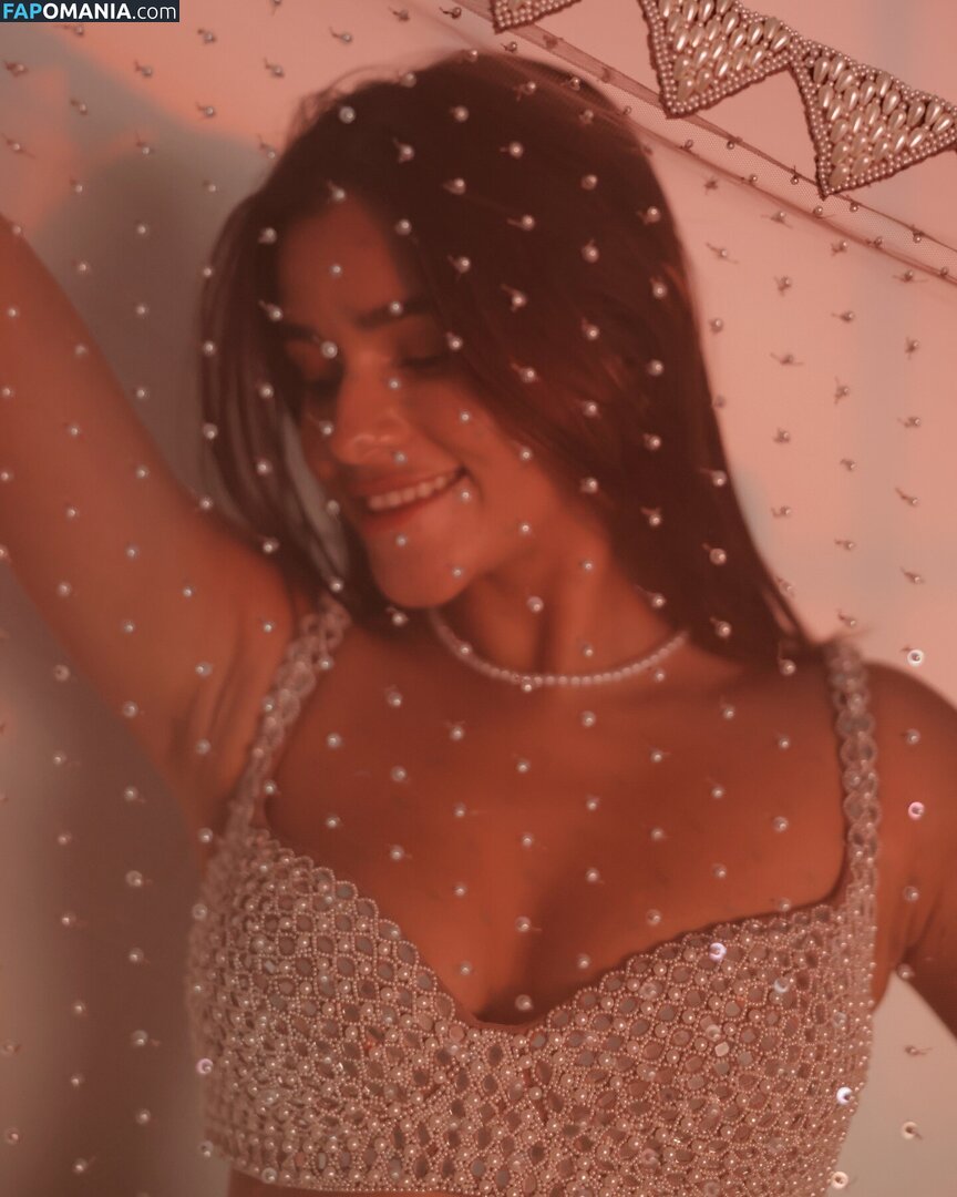 Meghna Kaur / shetroublemaker Обнажённый OnlyFans  Утёкшее фото #14