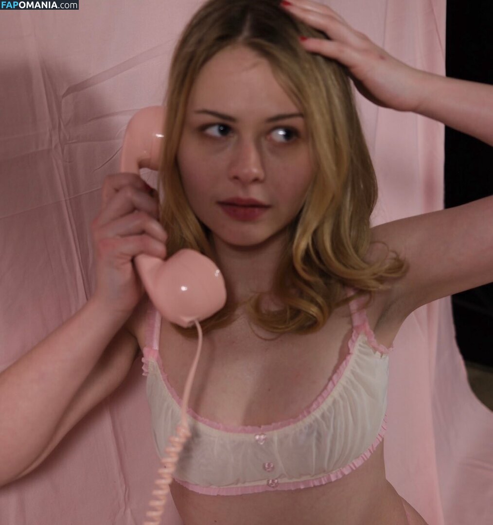 cookiebabigirl / megmaybekinda Обнажённый OnlyFans  Утёкшее фото #4