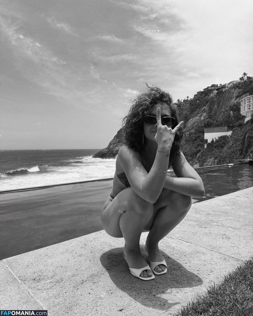 Dezoitou / Mel Maia / mel.maia / melissamelmaia Обнажённый OnlyFans  Утёкшее фото #396