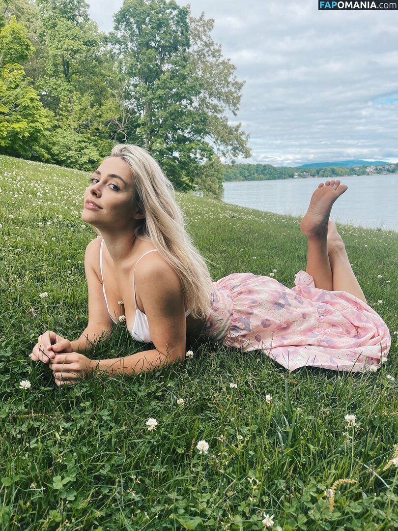 Melina Goransson / melina / melina.goransson / melina_goransson Обнажённый OnlyFans  Утёкшее фото #9
