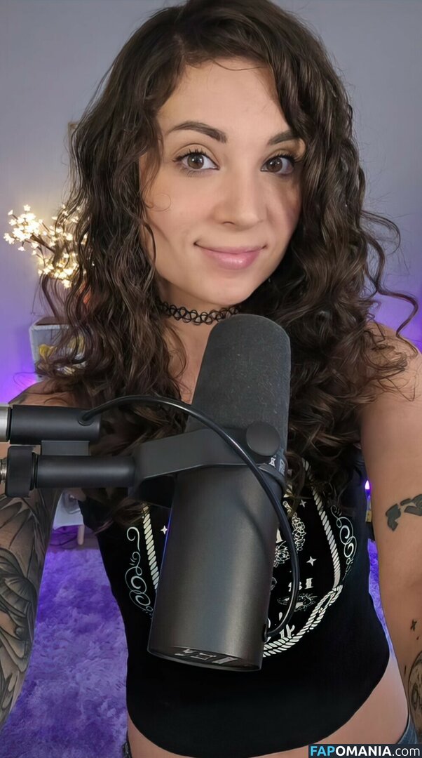 MelonieMac Обнажённый OnlyFans  Утёкшее фото #2