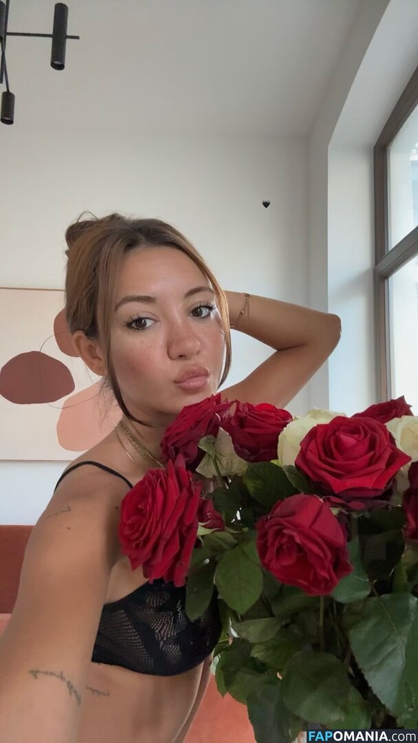 Merve Özkan / merv.ozkn Обнажённый OnlyFans  Утёкшее фото #3