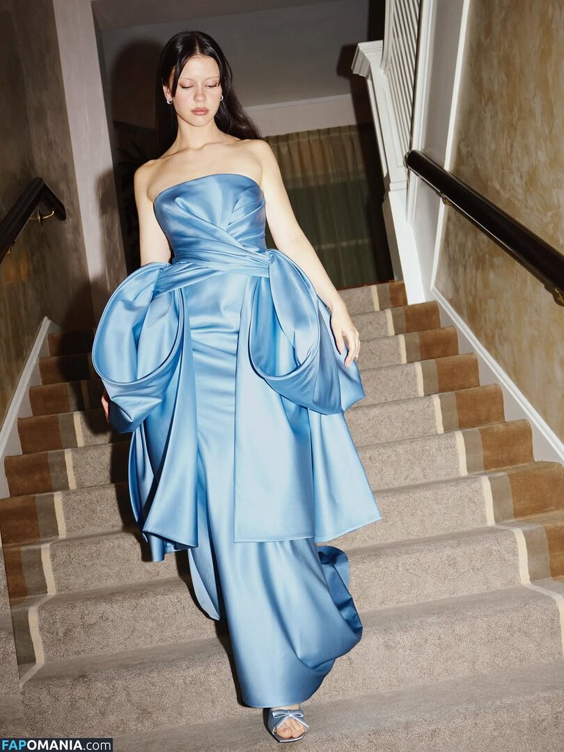 Mia Goth / goth.mia / officalmiagoth Обнажённый OnlyFans  Утёкшее фото #124