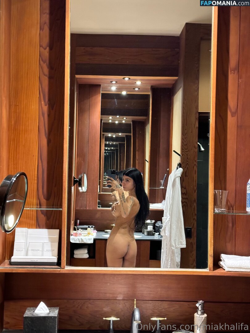 Mia Khalifa / miakhalifa Обнажённый OnlyFans  Утёкшее фото #50