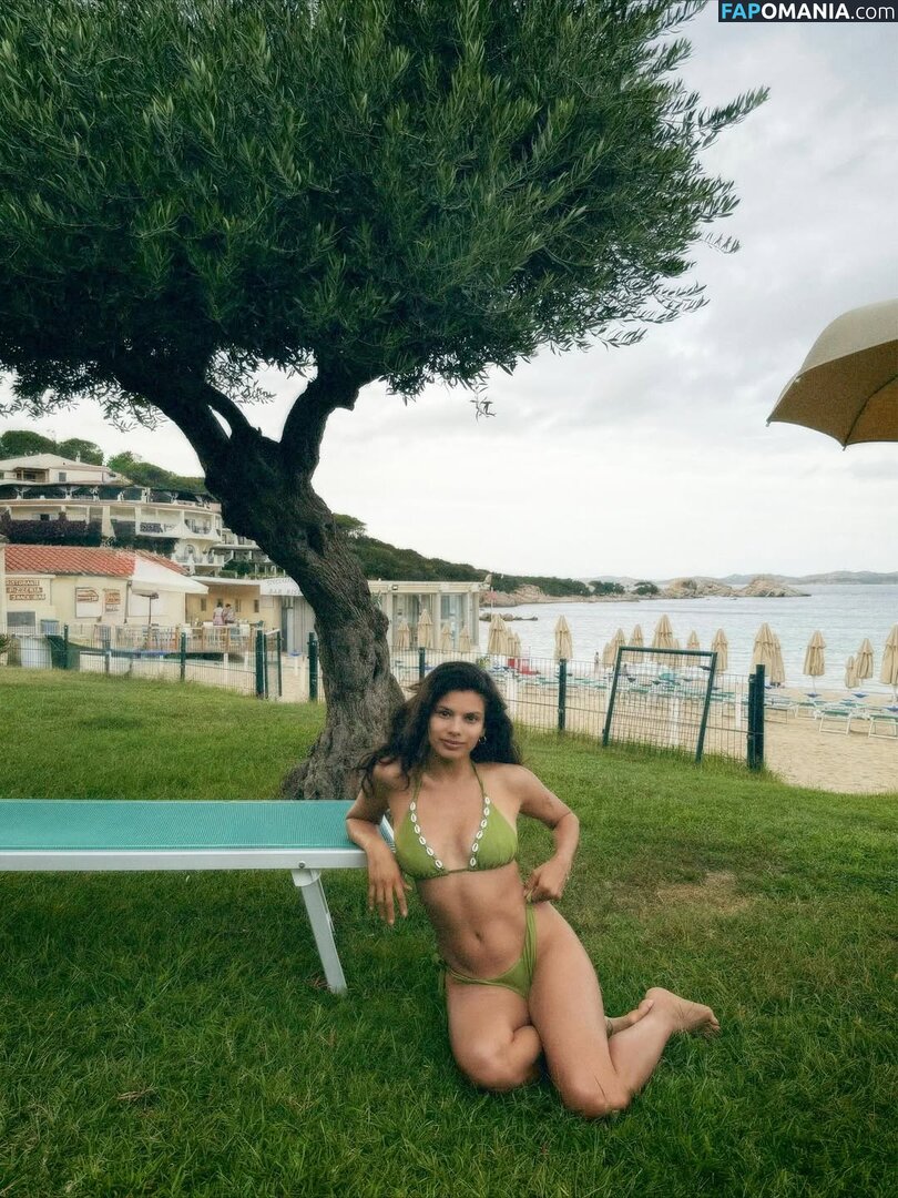 Michelle Andrade / https: / mish_andrade / mishvirmish Обнажённый OnlyFans  Утёкшее фото #10