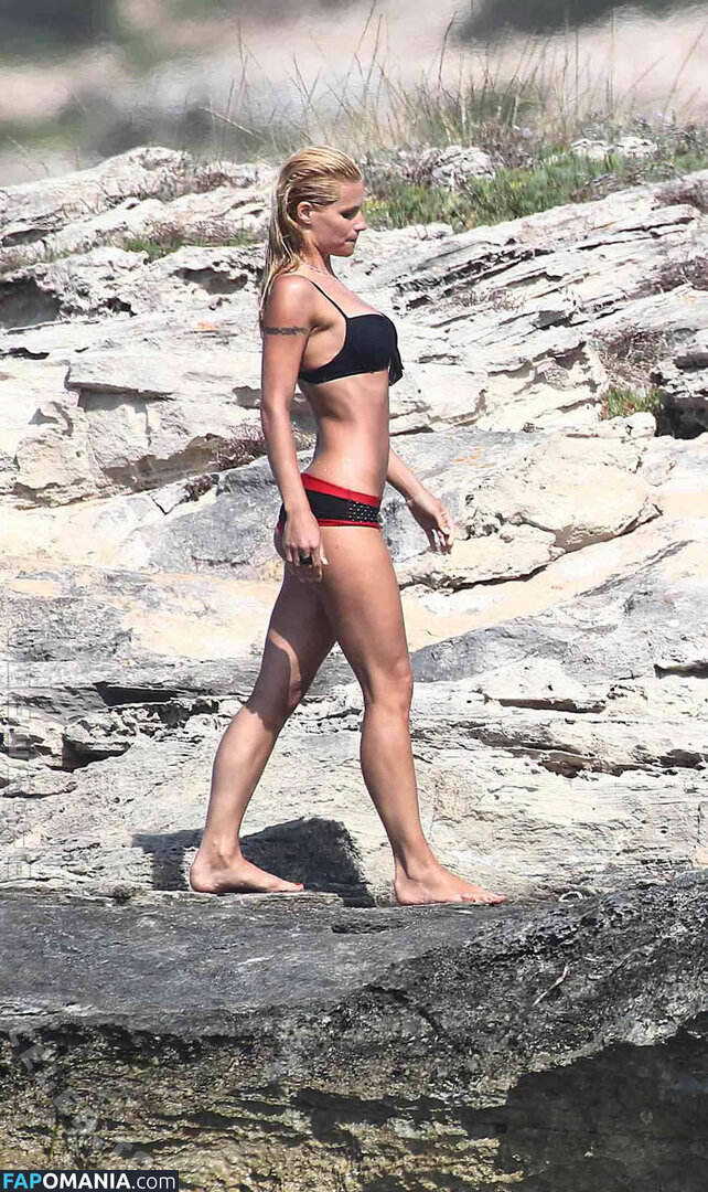 Michelle Hunziker / https: / m_hunziker / therealhunzigram Обнажённый OnlyFans  Утёкшее фото #397