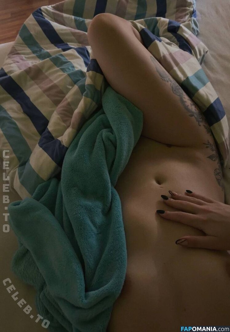 Michelle_Naturel / dorfmaedelmelly Обнажённый OnlyFans  Утёкшее фото #2