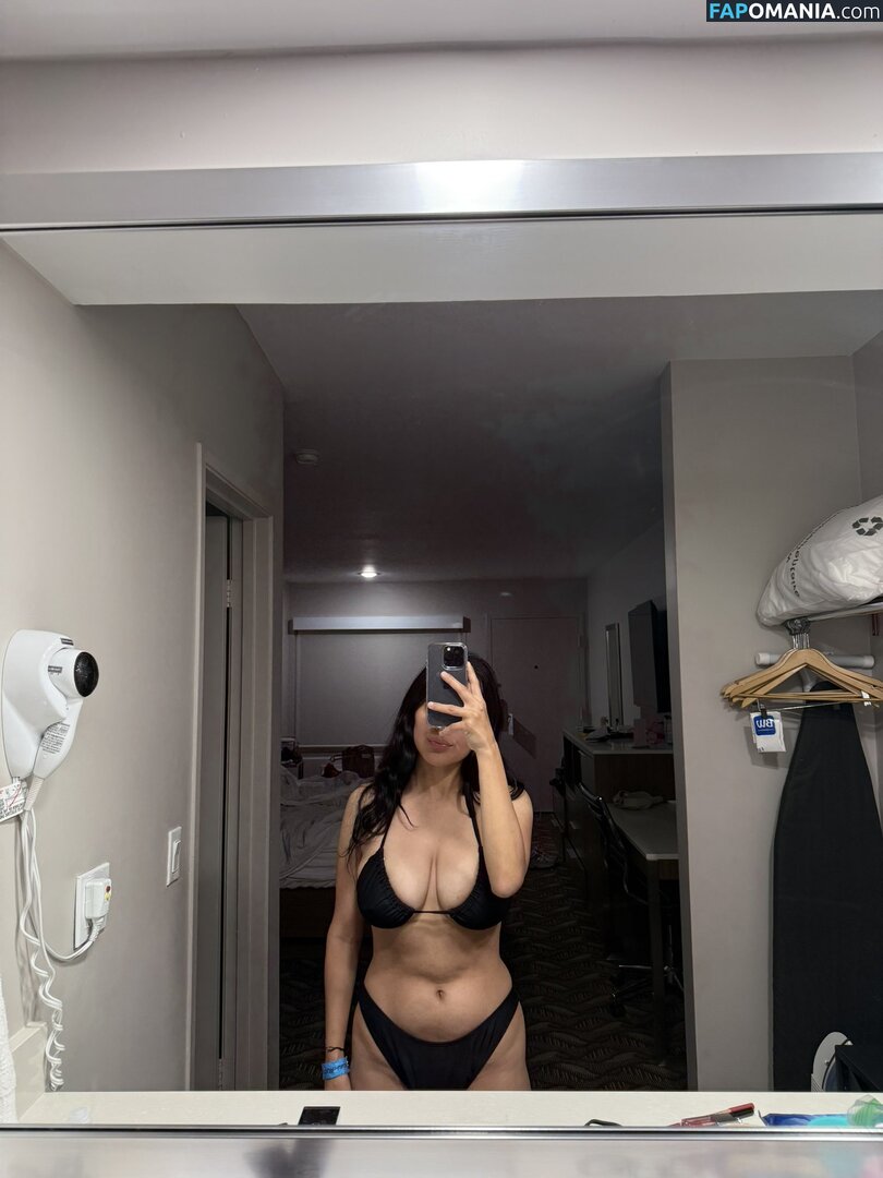 Mikasavader / https: Обнажённый OnlyFans  Утёкшее фото #6