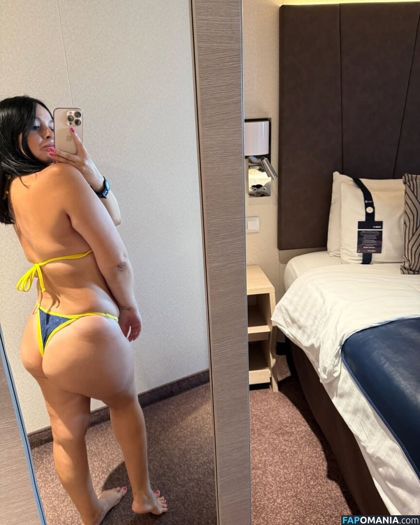 Milena Borrelli / giaguaro_queen / giaguaroqueen_ / giaguaroqueen__ Обнажённый OnlyFans  Утёкшее фото #17