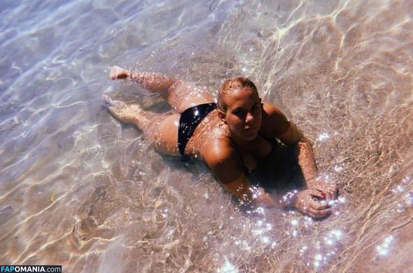 Milena Velba / milena_offical / official_milenavelba / velbamilenaveronikalz Обнажённый OnlyFans  Утёкшее фото #2044