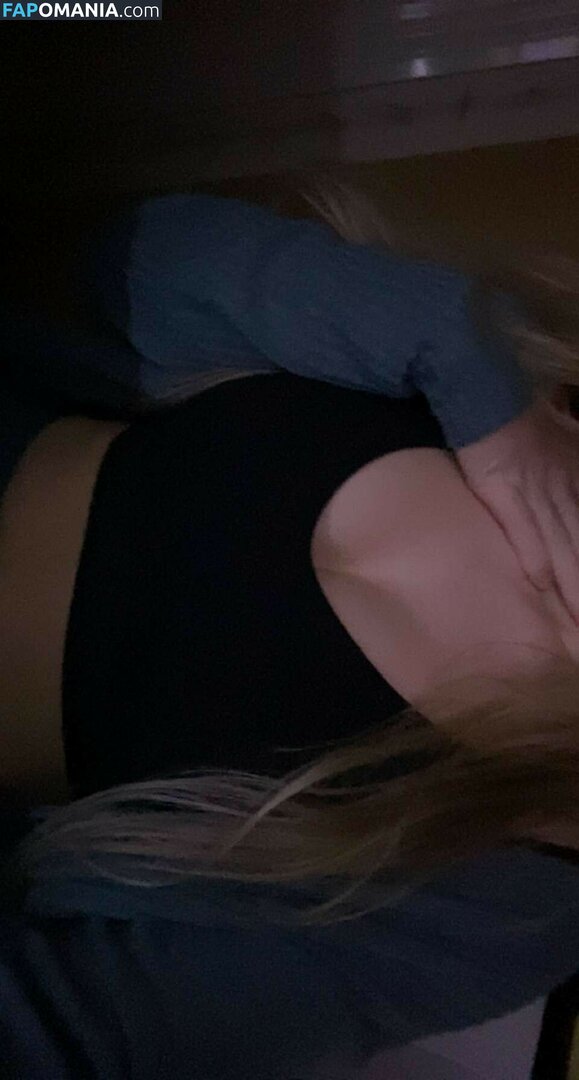 Mira Szalma / https: / mira.004 Обнажённый OnlyFans  Утёкшее фото #4