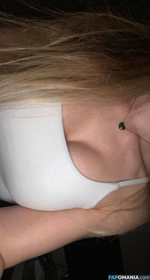 Mira Szalma / https: / mira.004 Обнажённый OnlyFans  Утёкшее фото #7