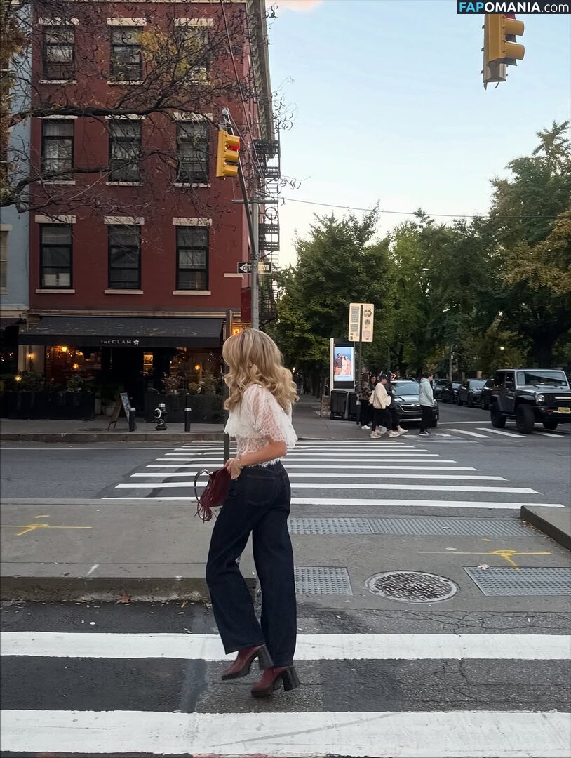 Miranda McKeon / MirandaMckeon / https: / miranda.mckeon Обнажённый OnlyFans  Утёкшее фото #3