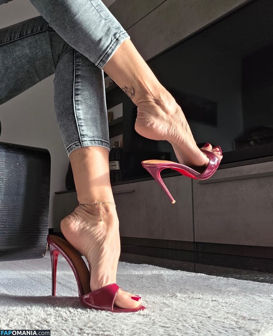 Miss V / miss_v2023 / missv6308 Обнажённый OnlyFans  Утёкшее фото #14