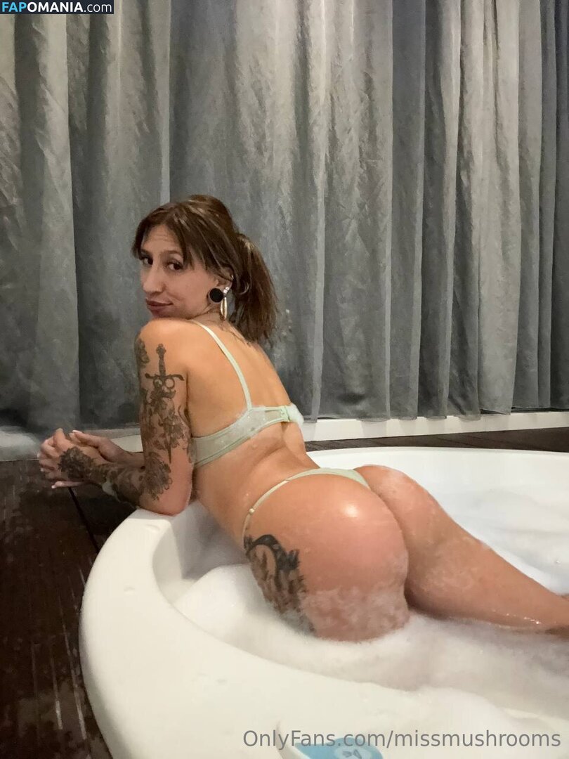 MissMushrooms / missmushr00ms Обнажённый OnlyFans  Утёкшее фото #3