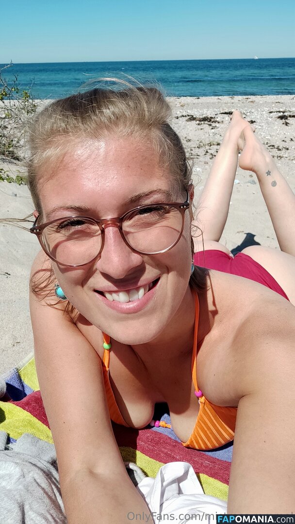 mistress.remmel / themistressmayxx Обнажённый OnlyFans  Утёкшее фото #14