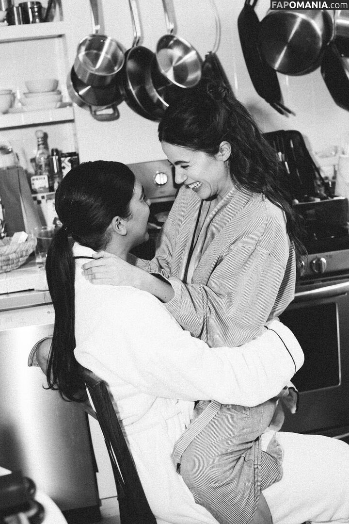 Molly Gordon / mollsterg Обнажённый OnlyFans  Утёкшее фото #4