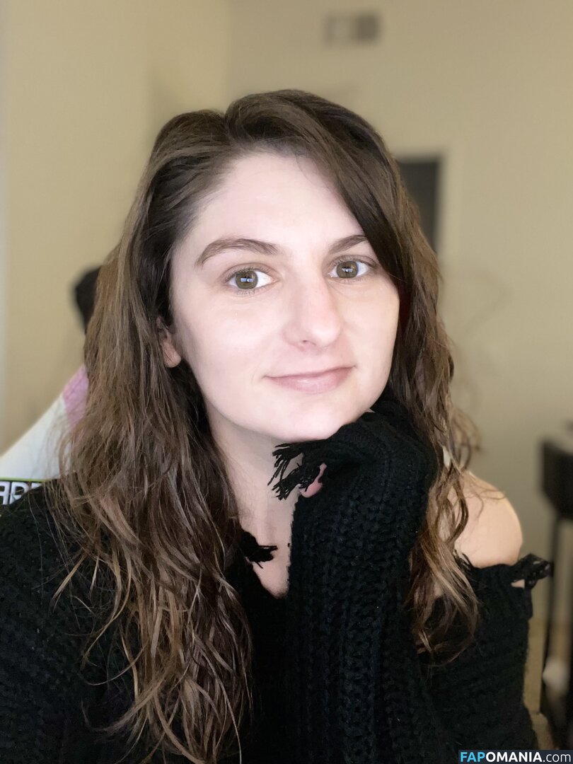 Molly / eggnogmademedoit / https: / m0llyp0ppins Обнажённый OnlyFans  Утёкшее фото #3