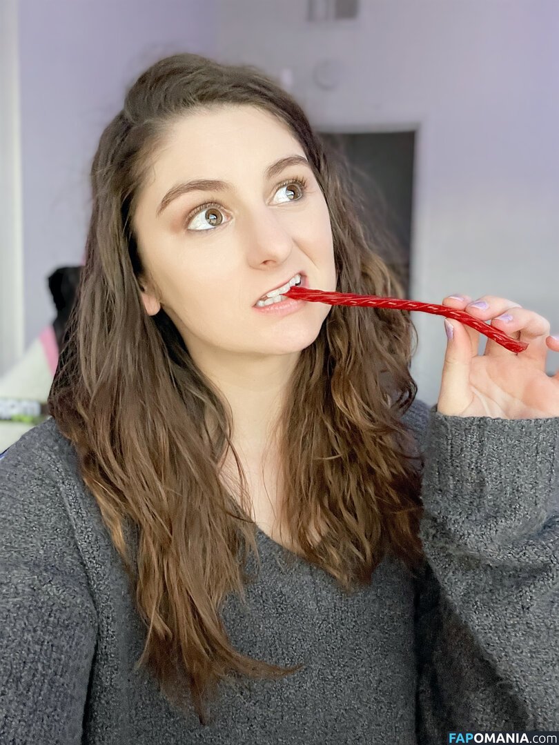 Molly / eggnogmademedoit / https: / m0llyp0ppins Обнажённый OnlyFans  Утёкшее фото #20